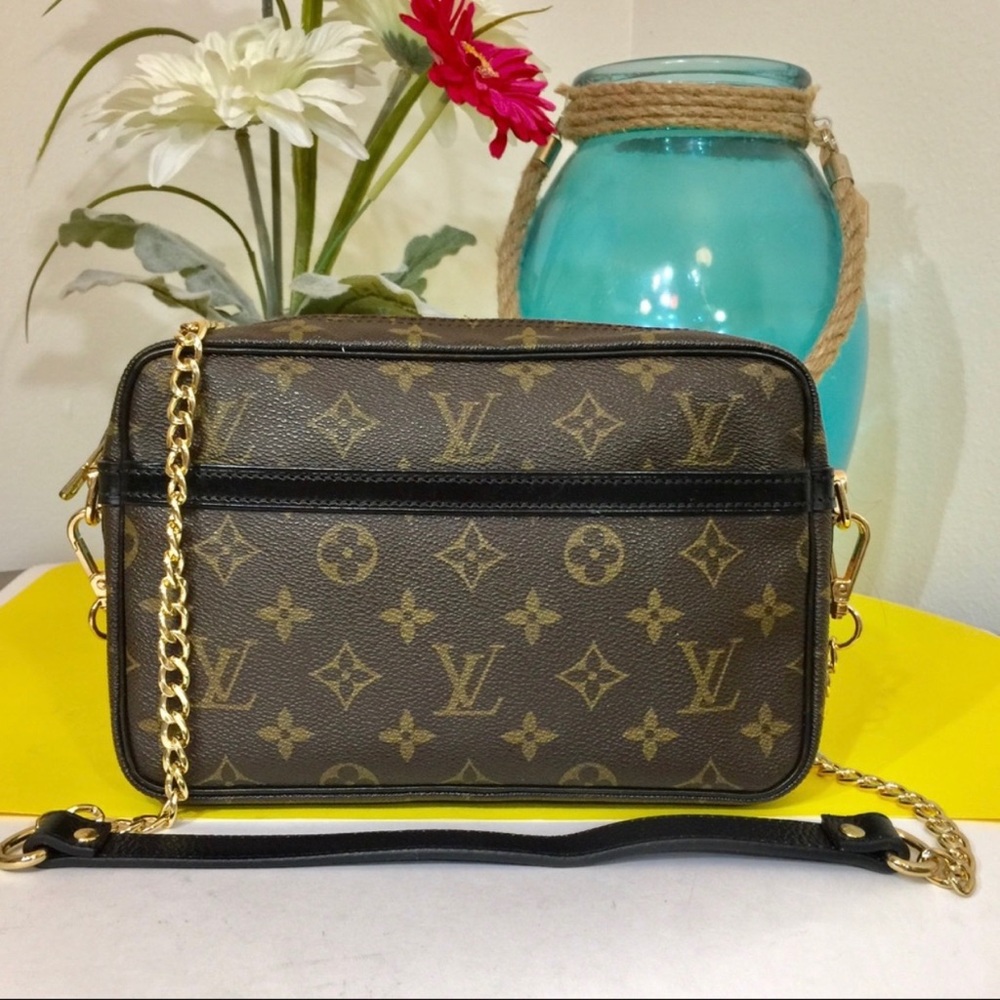 Beautiful Louis Vuitton Crossbody